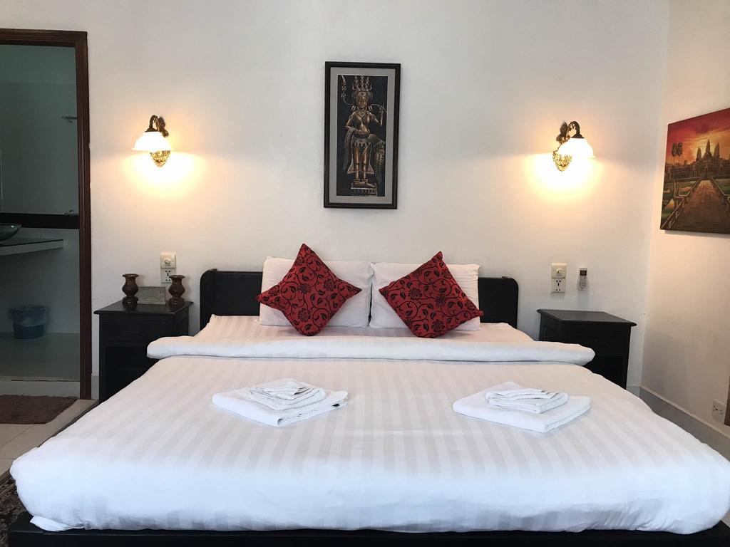 Eureka Villas Phnom-Penh Buitenkant foto